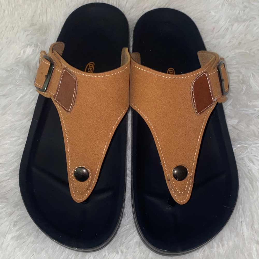Aerothotic Tan Leather Women Sandals